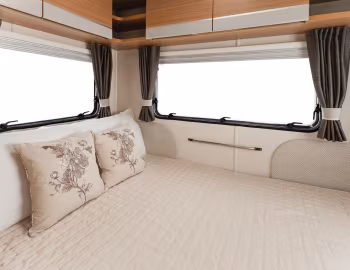 Interior 2015–17 Tribute T-720 '2014–17