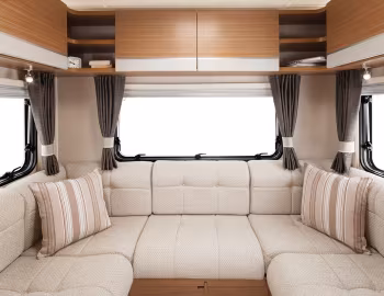 Interior 2016–17 Tribute T-736 '2015–17