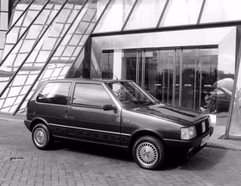 Fiat Uno Turbo i.e. [UK-spec] (146) '1985–86
