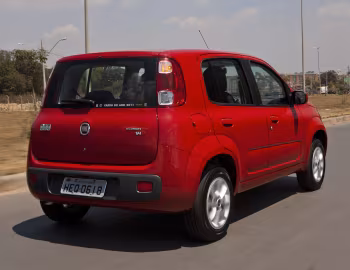 Fiat Uno Economy 4-portas '2011–14