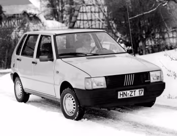 Fiat Uno S 5-door (146) '1983–89