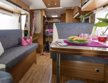 Interior Weinsberg TI '2011–14