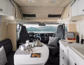 Interior 2023–pr. Wingamm Oasi 540.1 "Black Edition" '2022–pr.