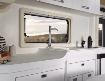 Interior 2023–pr. Wingamm Oasi 540.1 "Black Edition" '2022–pr.
