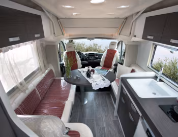 Interior 2011–14 Wingamm Oasi 540 '2010–14