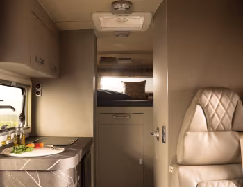 Interior 2023–pr. Wingamm Oasi 610 ST '2022–pr.
