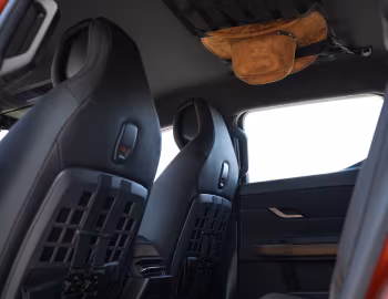 Interior Fisker Alaska '08.2023