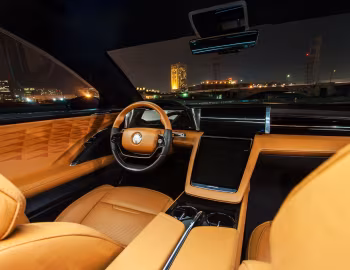 Painel frontal Fisker EMotion '01.2018