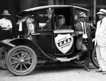 1912–14 Flanders Electric Model 20 Colonial Coupe