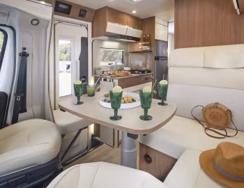 Интерьер 2022–н.в. Fiat Ducato Fleurette Migrateur '2021–н.в.