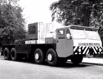 Foden Low Line Carrier