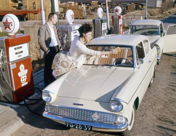Ford Anglia Deluxe [EU-spec] (105E) '1959–67