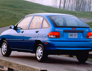 1997 Ford Aspire 5-door '1996–97
