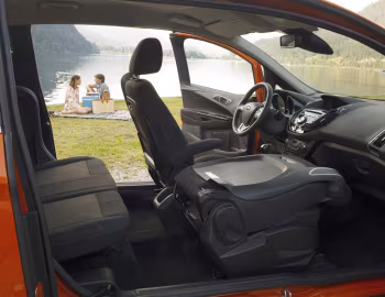 Интерьер Ford B-MAX [Worldwide] '2012–17
