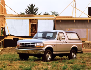 1992–93 Ford Bronco Custom (U15) '1991–93