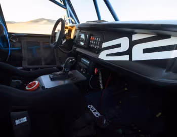 Panel frontal Ford Bronco DR Race Prototype '11.2021