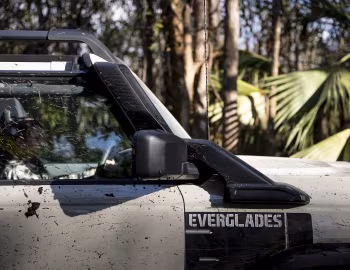 2022–н.ч. Ford Bronco "Everglades" [North America] '2022–н.ч.