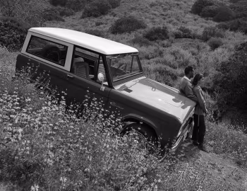 1966 Ford Bronco Wagon (U15)