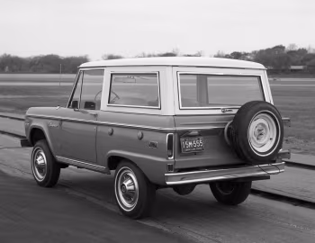 1970 Ford Bronco Wagon (U15)