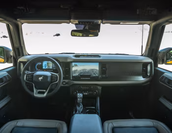 Panel frontal Ford Bronco Wildtrak 4-door [UAE] '2021–pr.