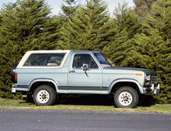 Ford Bronco XLT [Australia] (U150) '1983