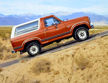 1984 Ford Bronco XLT (U150)