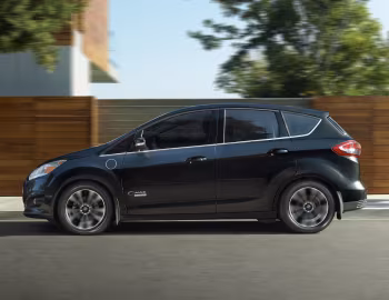 2017 Ford C-MAX Energi [North America] '2016–17