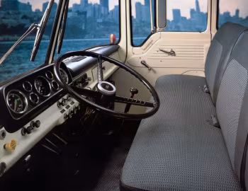 Interior Ford C-Series