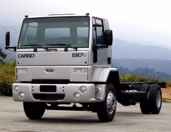Ford Cargo 1317e '2005–11
