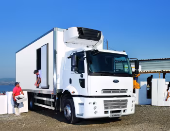Ford Cargo 2526 6×2 (H476) '2007–13