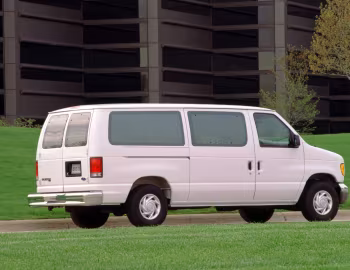1999–2002 Ford E-150 Club Wagon