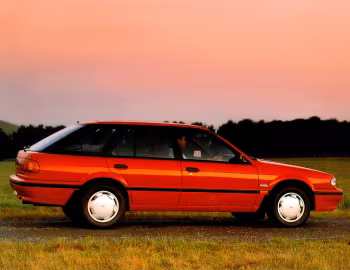 Ford Corsair Liftback (UA) '1989–92
