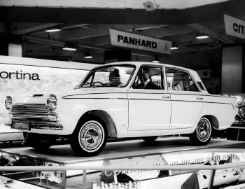 Ford Cortina 4-door Saloon [UK-spec] (MkI) '1962–66