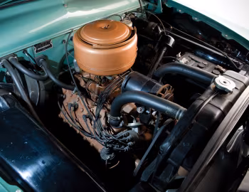 Bajo el capó 1951 Ford Custom Deluxe Country Squire (1BA-79)