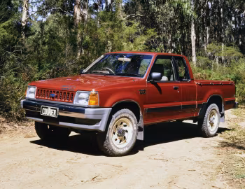 Ford Courier Super Cab XLT [Australia] '1985–89