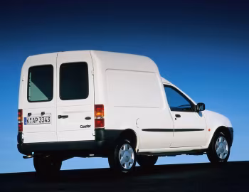 Ford Fiesta Courier Van '1999–2002