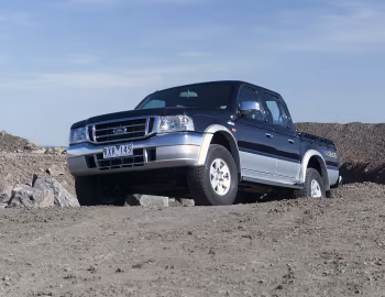 Ford Courier 4WD Crew Cab [Australia] (PG) '11.2002–04