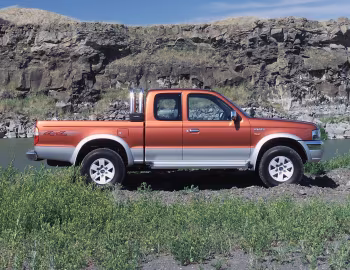 Ford Courier 4WD Super Cab [Australia] (PG) '11.2002–04