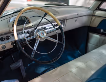 Panel frontal 1954 Ford Crestline Skyliner V8 Display Car (U4/60F)
