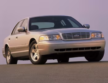 2002–06 Ford Crown Victoria LX Sport (P74)