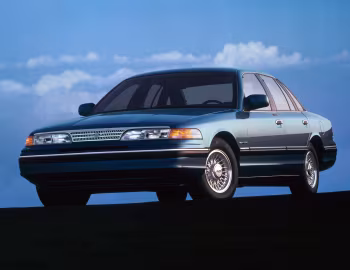 1993–94 Ford Crown Victoria