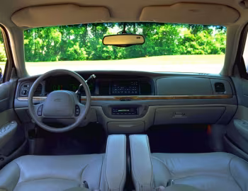 Panel frontal 2001–08 Ford Crown Victoria