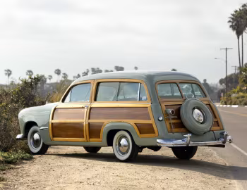 1949 Ford Custom Station Wagon (98BA-79)