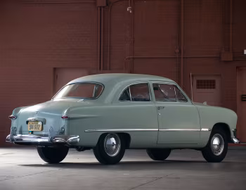 1950 Ford Custom Deluxe Tudor Sedan (0BA-C70)