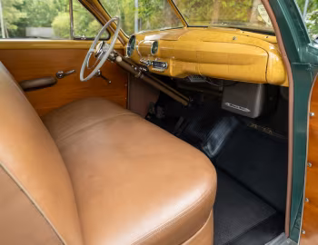 Interior 1949 Ford Custom Station Wagon (98BA-79)