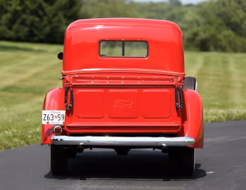 1941 Ford Deluxe Pickup (11C-83)