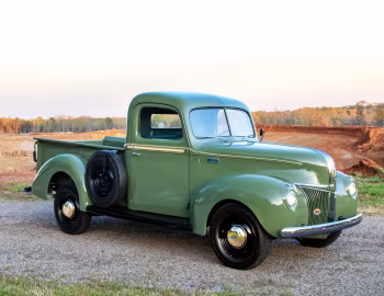 1941 Ford Deluxe Pickup (11C-83)