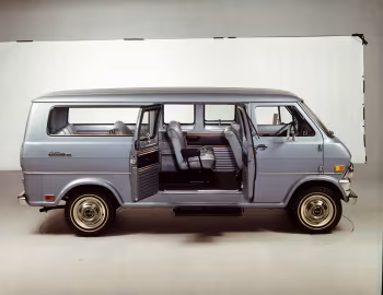 1969 Ford Econoline Chateau Club Wagon (E-150)