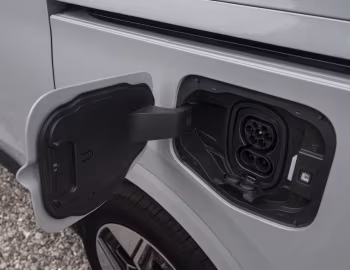 Ford E-Tourneo Courier Titanium [EU-spec] '2024–pr.