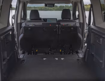 Ambos Ford E-Tourneo Courier Titanium [EU-spec] '2024–pr.